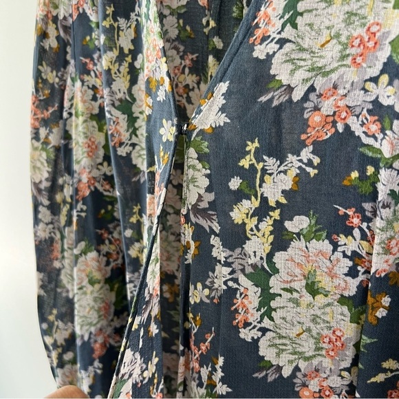 Lucky Brand Beautiful Floral Snap Wrap Long Sleeve Blouse L - Picture 6 of 14